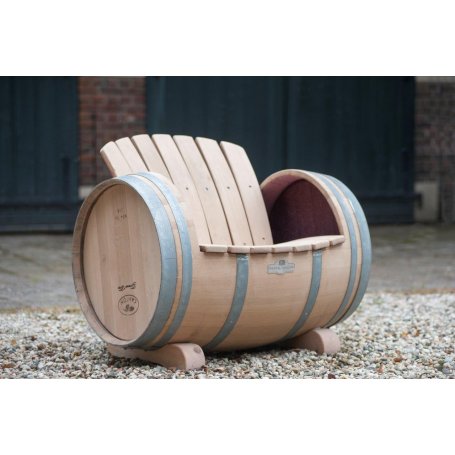 Tammitynnyri Istuin, New