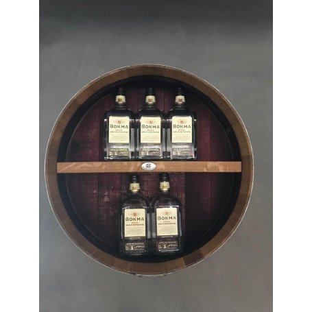 Viinitynnyrin puolikas seinähylly